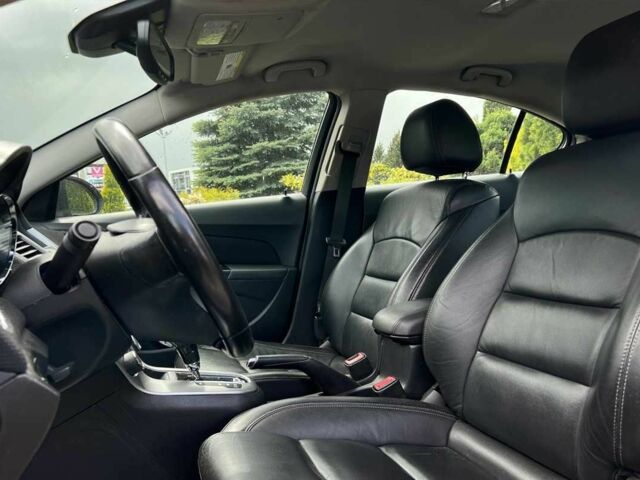 Серый Шевроле Круз, объемом двигателя 2 л и пробегом 158 тыс. км за 6700 $, фото 13 на Automoto.ua