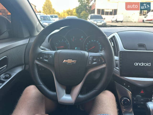 Серый Шевроле Круз, объемом двигателя 1.8 л и пробегом 273 тыс. км за 7999 $, фото 42 на Automoto.ua