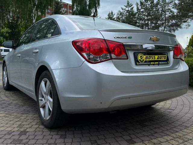 Серый Шевроле Круз, объемом двигателя 2 л и пробегом 158 тыс. км за 6700 $, фото 4 на Automoto.ua