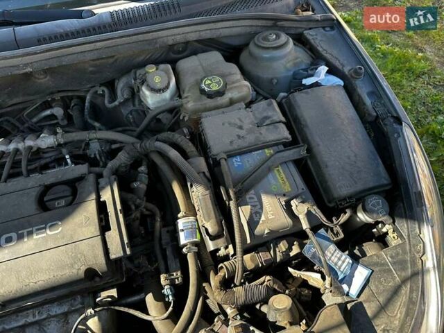 Серый Шевроле Круз, объемом двигателя 1.8 л и пробегом 246 тыс. км за 7000 $, фото 12 на Automoto.ua