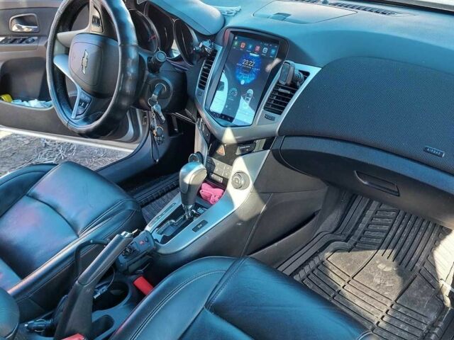 Сірий Шевроле Круз, об'ємом двигуна 1.4 л та пробігом 119 тис. км за 6500 $, фото 2 на Automoto.ua