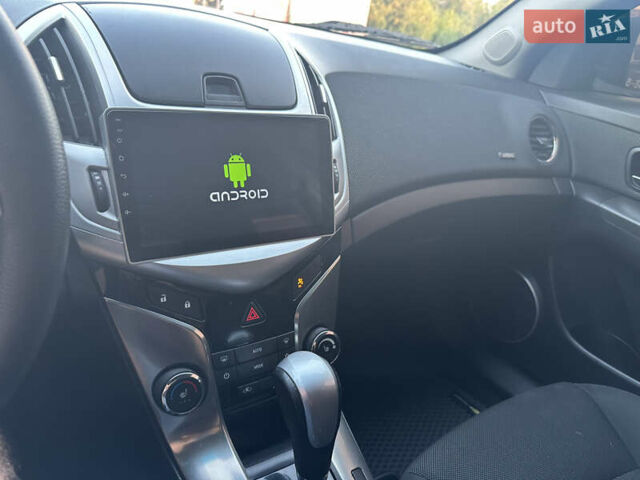 Серый Шевроле Круз, объемом двигателя 1.8 л и пробегом 273 тыс. км за 7999 $, фото 36 на Automoto.ua