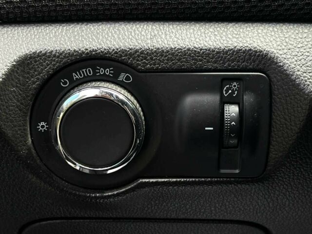 Серый Шевроле Круз, объемом двигателя 2 л и пробегом 158 тыс. км за 6700 $, фото 17 на Automoto.ua