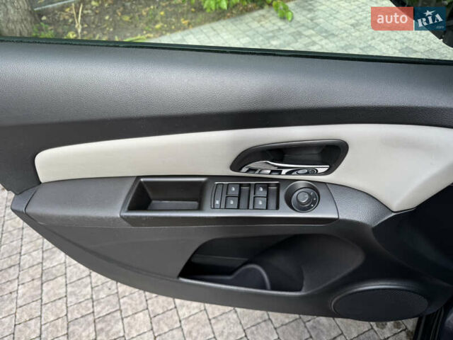 Сірий Шевроле Круз, об'ємом двигуна 1.8 л та пробігом 194 тис. км за 8200 $, фото 14 на Automoto.ua