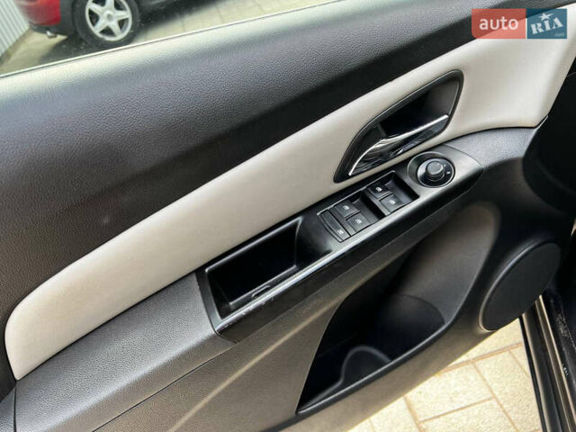 Сірий Шевроле Круз, об'ємом двигуна 1.8 л та пробігом 220 тис. км за 6999 $, фото 6 на Automoto.ua