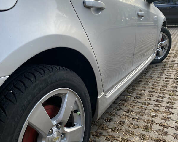 Серый Шевроле Круз, объемом двигателя 1.36 л и пробегом 115 тыс. км за 8500 $, фото 8 на Automoto.ua