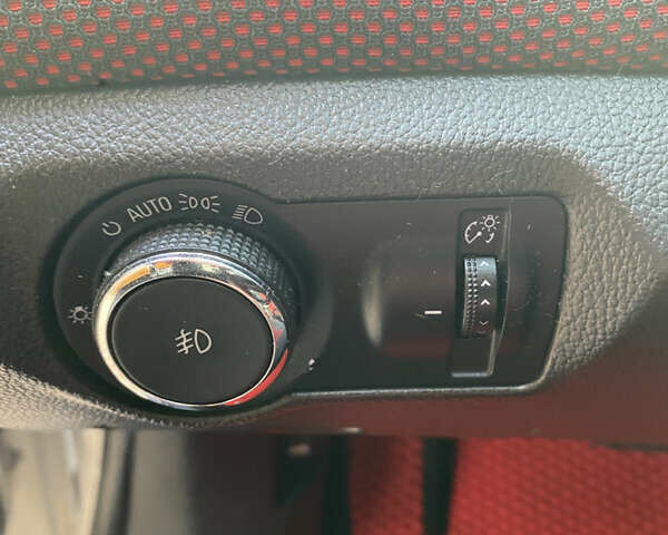 Серый Шевроле Круз, объемом двигателя 1.36 л и пробегом 115 тыс. км за 8500 $, фото 24 на Automoto.ua