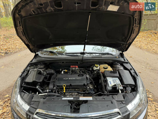 Сірий Шевроле Круз, об'ємом двигуна 1.8 л та пробігом 164 тис. км за 7900 $, фото 24 на Automoto.ua