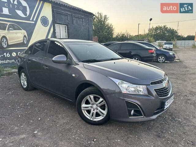 Серый Шевроле Круз, объемом двигателя 1.8 л и пробегом 273 тыс. км за 7999 $, фото 4 на Automoto.ua