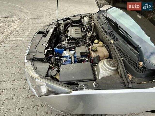 Сірий Шевроле Круз, об'ємом двигуна 1.36 л та пробігом 171 тис. км за 3600 $, фото 12 на Automoto.ua