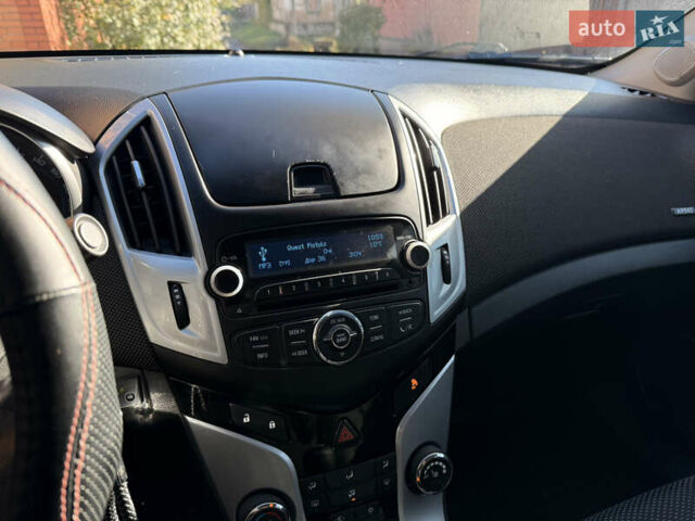 Сірий Шевроле Круз, об'ємом двигуна 1.6 л та пробігом 126 тис. км за 7700 $, фото 12 на Automoto.ua