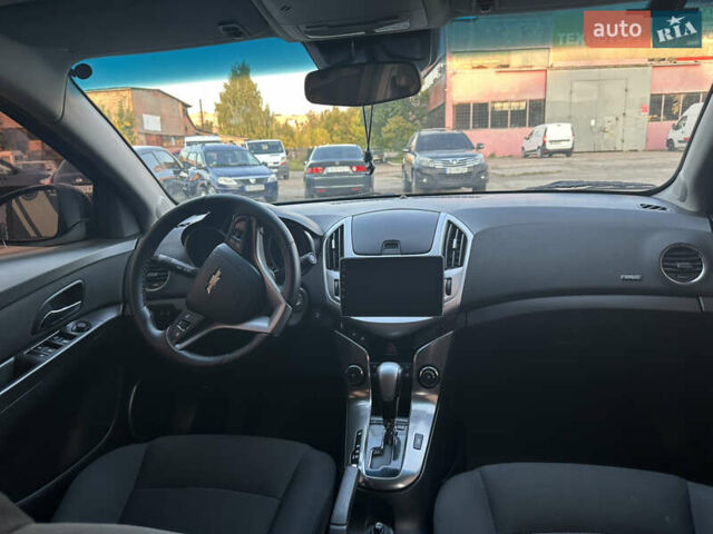 Серый Шевроле Круз, объемом двигателя 1.8 л и пробегом 273 тыс. км за 7999 $, фото 30 на Automoto.ua