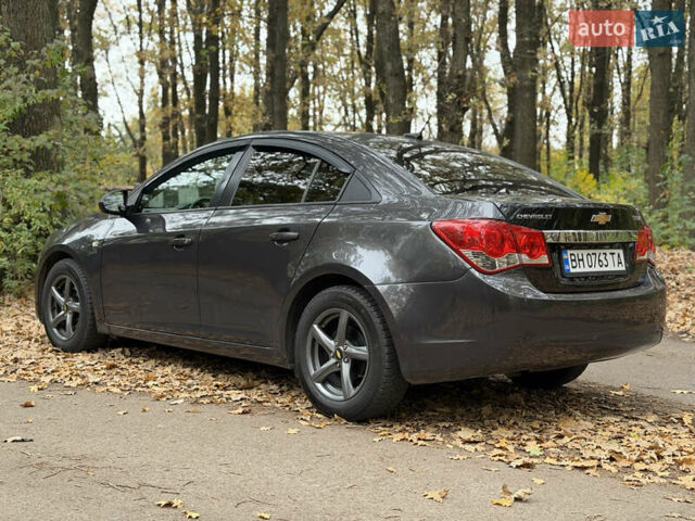 Сірий Шевроле Круз, об'ємом двигуна 1.8 л та пробігом 164 тис. км за 7900 $, фото 10 на Automoto.ua