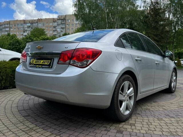 Серый Шевроле Круз, объемом двигателя 2 л и пробегом 158 тыс. км за 6700 $, фото 6 на Automoto.ua