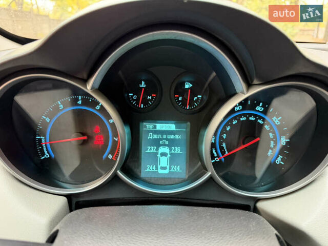 Сірий Шевроле Круз, об'ємом двигуна 1.8 л та пробігом 164 тис. км за 7900 $, фото 23 на Automoto.ua