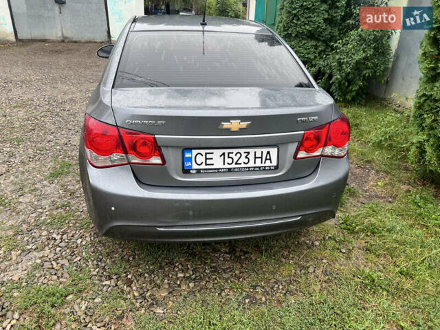 Серый Шевроле Круз, объемом двигателя 1.8 л и пробегом 144 тыс. км за 8121 $, фото 2 на Automoto.ua