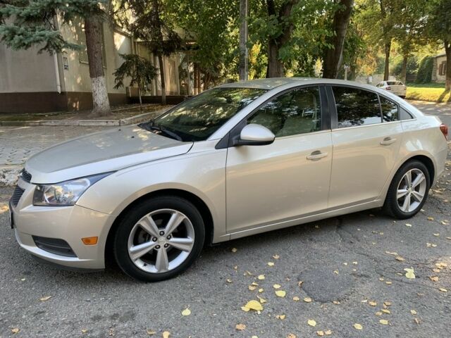 Серый Шевроле Круз, объемом двигателя 1.4 л и пробегом 250 тыс. км за 6800 $, фото 1 на Automoto.ua