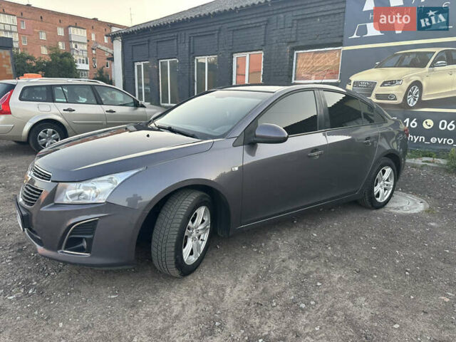 Серый Шевроле Круз, объемом двигателя 1.8 л и пробегом 273 тыс. км за 7999 $, фото 22 на Automoto.ua