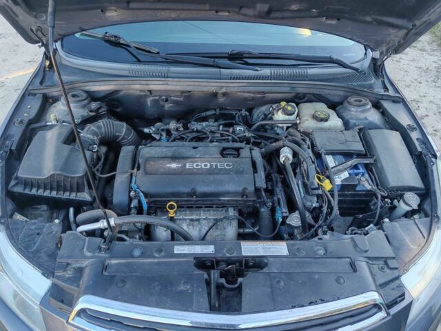 Серый Шевроле Круз, объемом двигателя 1.6 л и пробегом 125 тыс. км за 7700 $, фото 19 на Automoto.ua