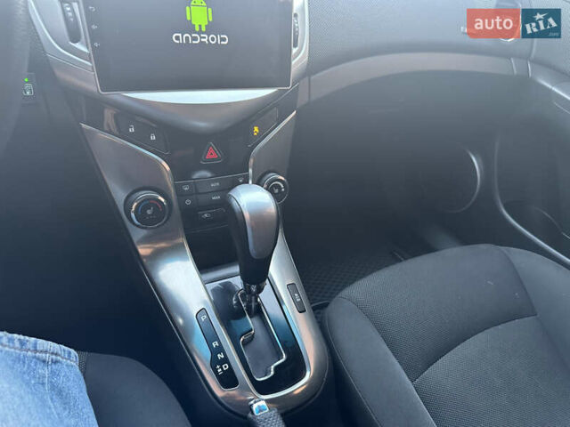 Серый Шевроле Круз, объемом двигателя 1.8 л и пробегом 273 тыс. км за 7999 $, фото 37 на Automoto.ua