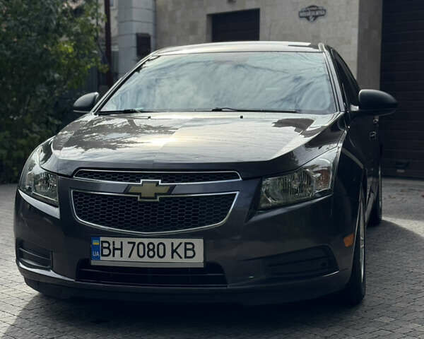 Сірий Шевроле Круз, об'ємом двигуна 1.8 л та пробігом 194 тис. км за 8200 $, фото 1 на Automoto.ua