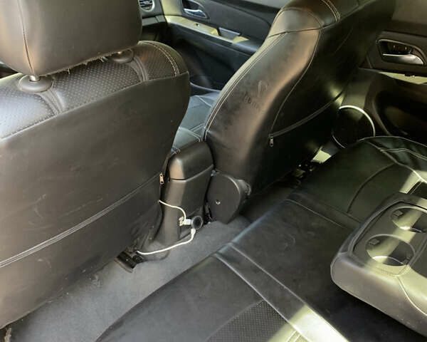 Серый Шевроле Круз, объемом двигателя 1.6 л и пробегом 59 тыс. км за 6800 $, фото 9 на Automoto.ua