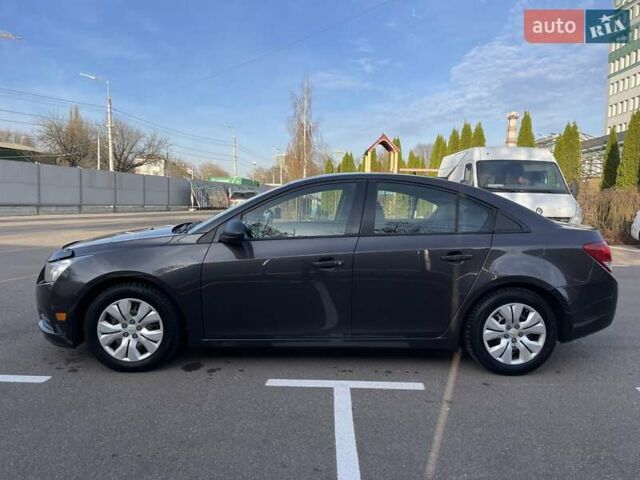 Серый Шевроле Круз, объемом двигателя 1.8 л и пробегом 89 тыс. км за 7800 $, фото 11 на Automoto.ua