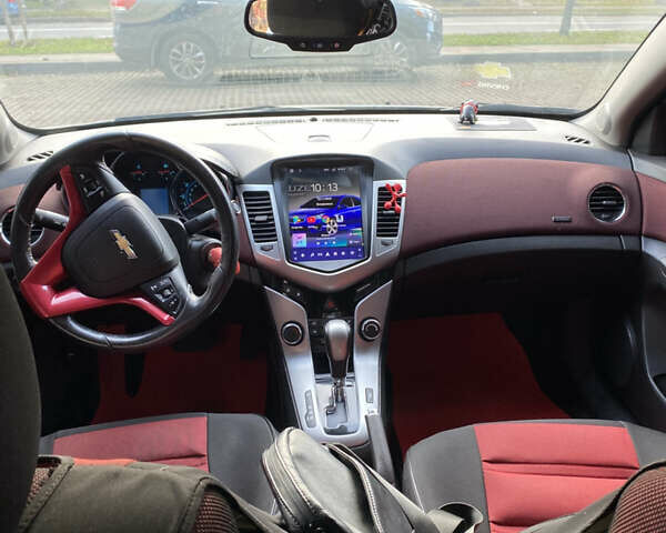 Серый Шевроле Круз, объемом двигателя 1.36 л и пробегом 115 тыс. км за 8500 $, фото 21 на Automoto.ua