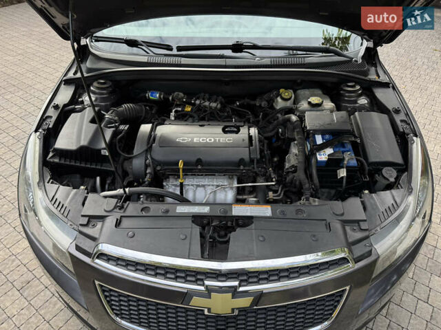 Сірий Шевроле Круз, об'ємом двигуна 1.8 л та пробігом 194 тис. км за 8200 $, фото 17 на Automoto.ua