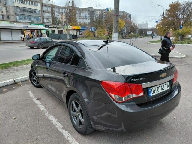 Серый Шевроле Круз, объемом двигателя 1.8 л и пробегом 165 тыс. км за 8200 $, фото 1 на Automoto.ua