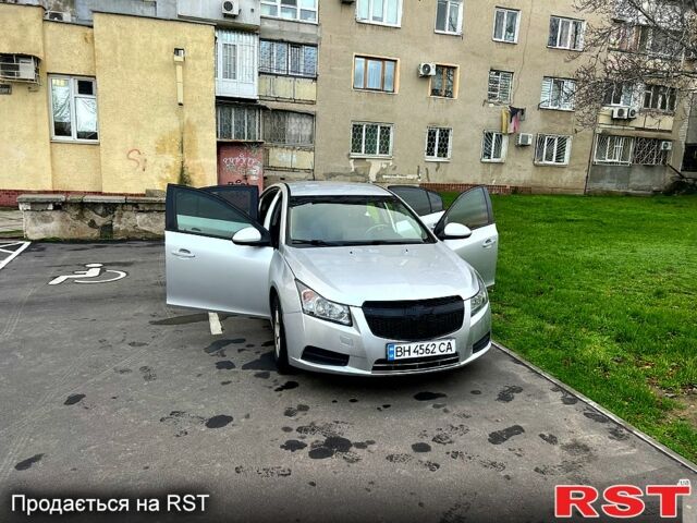 Сірий Шевроле Круз, об'ємом двигуна 1.6 л та пробігом 147 тис. км за 6500 $, фото 5 на Automoto.ua