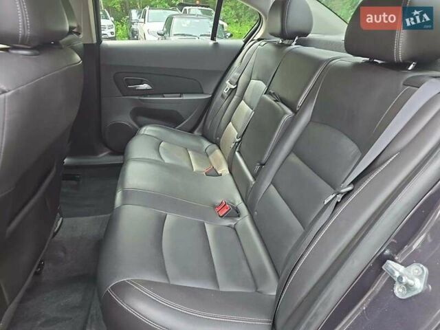 Серый Шевроле Круз, объемом двигателя 1.4 л и пробегом 152 тыс. км за 7500 $, фото 11 на Automoto.ua