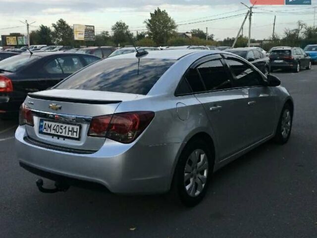 Серый Шевроле Круз, объемом двигателя 1.8 л и пробегом 164 тыс. км за 8100 $, фото 2 на Automoto.ua