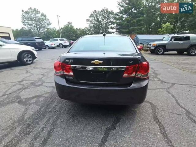 Серый Шевроле Круз, объемом двигателя 1.4 л и пробегом 152 тыс. км за 7500 $, фото 2 на Automoto.ua