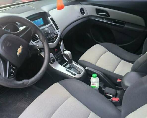 Серый Шевроле Круз, объемом двигателя 1.8 л и пробегом 164 тыс. км за 8100 $, фото 3 на Automoto.ua