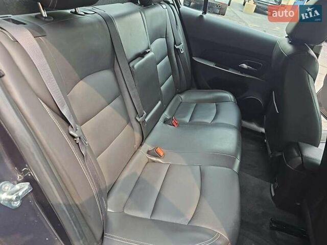 Серый Шевроле Круз, объемом двигателя 1.4 л и пробегом 152 тыс. км за 7500 $, фото 10 на Automoto.ua