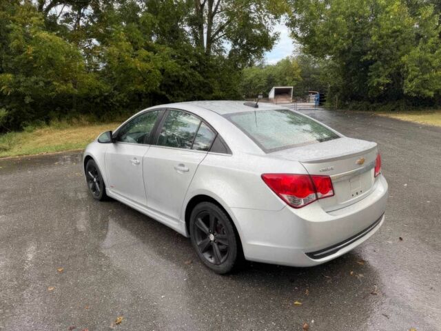 Серый Шевроле Круз, объемом двигателя 1.4 л и пробегом 75 тыс. км за 6400 $, фото 5 на Automoto.ua