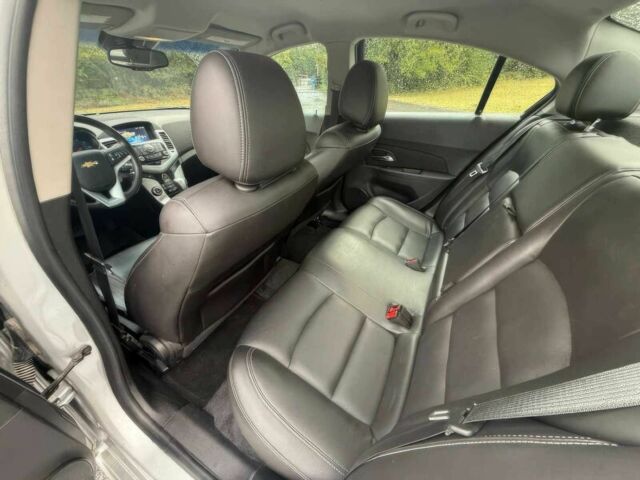 Серый Шевроле Круз, объемом двигателя 1.4 л и пробегом 75 тыс. км за 6400 $, фото 8 на Automoto.ua