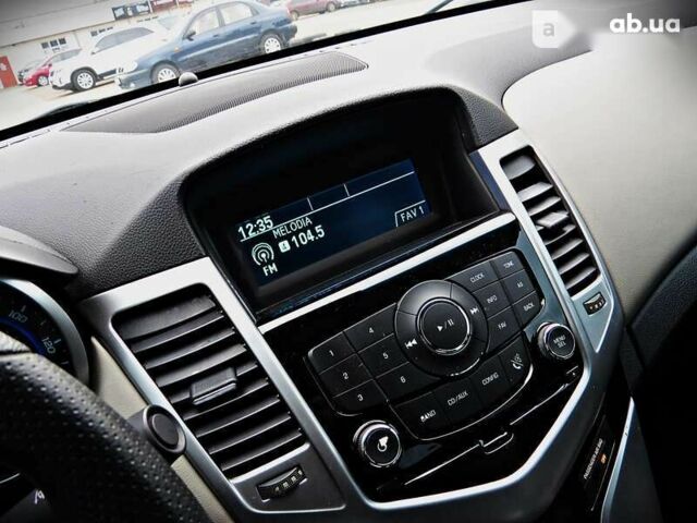 Сірий Шевроле Круз, об'ємом двигуна 1.8 л та пробігом 112 тис. км за 7950 $, фото 10 на Automoto.ua