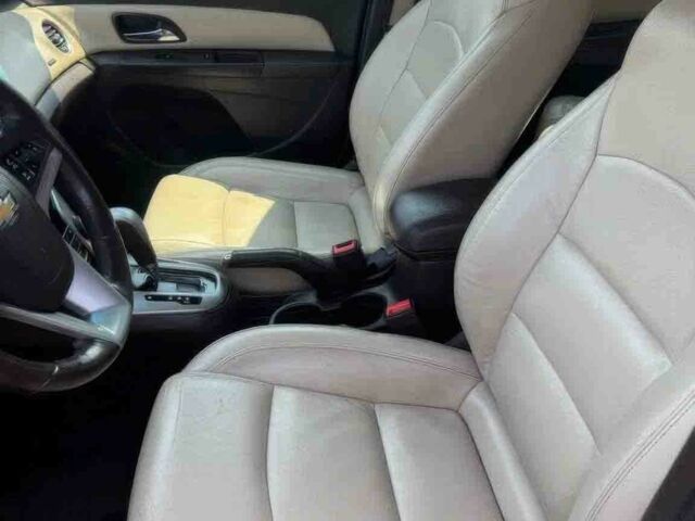 Серый Шевроле Круз, объемом двигателя 1.4 л и пробегом 74 тыс. км за 4500 $, фото 8 на Automoto.ua