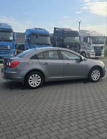 Серый Шевроле Круз, объемом двигателя 1.4 л и пробегом 210 тыс. км за 6300 $, фото 8 на Automoto.ua