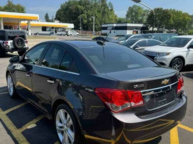 Серый Шевроле Круз, объемом двигателя 1.4 л и пробегом 74 тыс. км за 4500 $, фото 3 на Automoto.ua