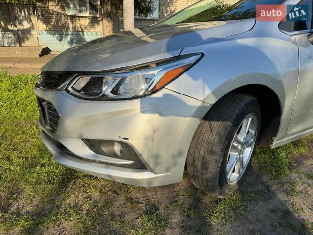 Серый Шевроле Круз, объемом двигателя 1.4 л и пробегом 48 тыс. км за 9500 $, фото 6 на Automoto.ua