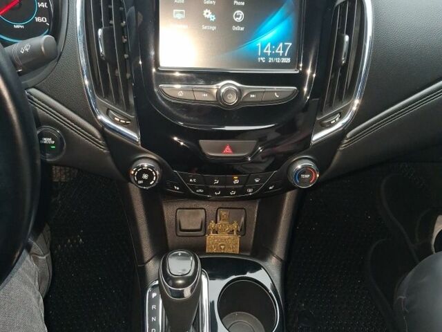 Серый Шевроле Круз, объемом двигателя 1.4 л и пробегом 99 тыс. км за 10300 $, фото 8 на Automoto.ua