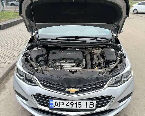 Сірий Шевроле Круз, об'ємом двигуна 1.4 л та пробігом 64 тис. км за 10000 $, фото 8 на Automoto.ua