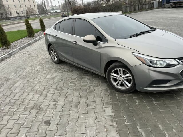 Серый Шевроле Круз, объемом двигателя 1.4 л и пробегом 104 тыс. км за 9800 $, фото 4 на Automoto.ua