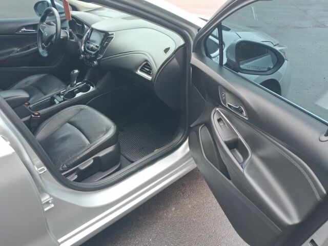 Серый Шевроле Круз, объемом двигателя 1.4 л и пробегом 99 тыс. км за 10300 $, фото 17 на Automoto.ua