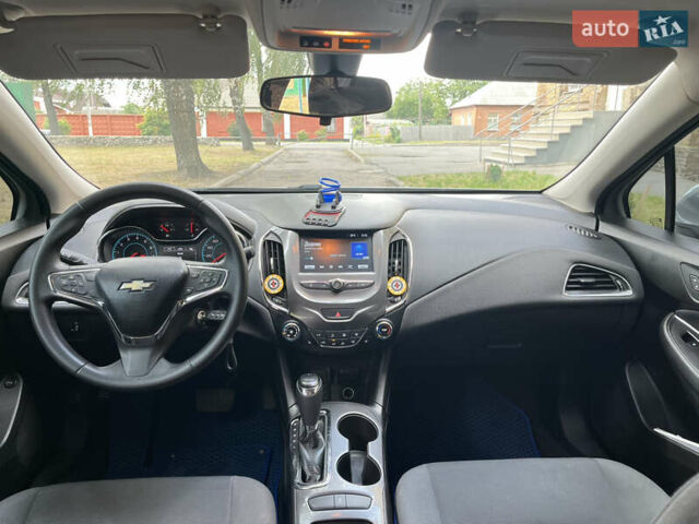 Серый Шевроле Круз, объемом двигателя 1.4 л и пробегом 162 тыс. км за 9200 $, фото 11 на Automoto.ua