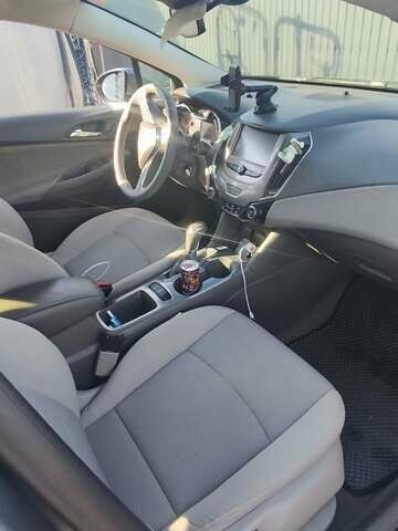 Сірий Шевроле Круз, об'ємом двигуна 1.4 л та пробігом 82 тис. км за 10700 $, фото 4 на Automoto.ua