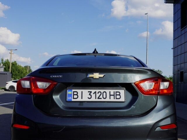 Сірий Шевроле Круз, об'ємом двигуна 1.4 л та пробігом 150 тис. км за 8800 $, фото 1 на Automoto.ua